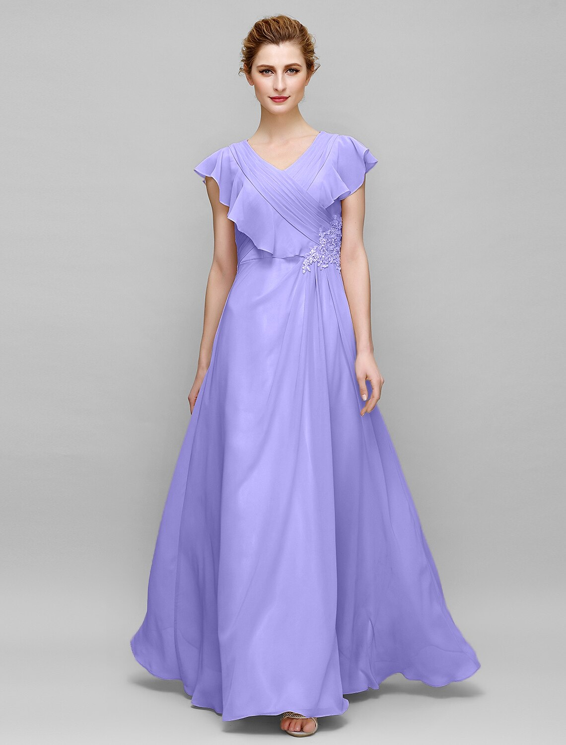 Plus Size Curve Mother of the Bride Dress Wedding Guest Party Elegant V Neck Floor Length Chiffon Lace Sleeveless with Pleats