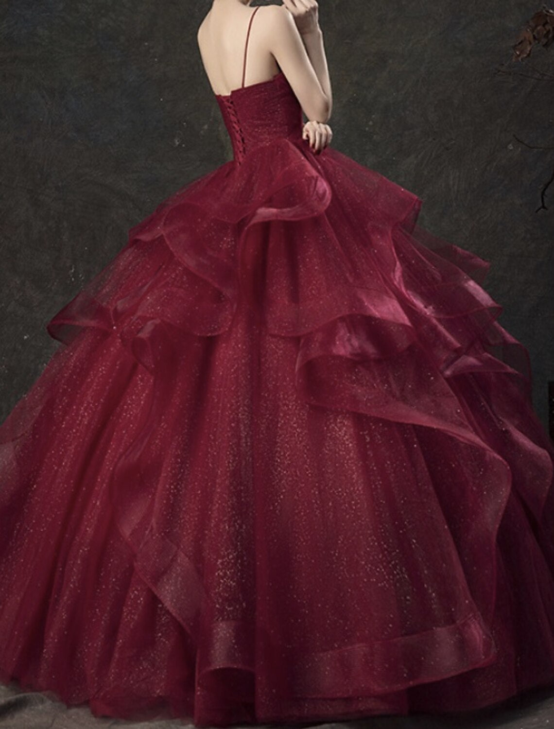Luxury Tulles Quinceanera Dress Cold Shoulder Sparkly Ball Gowns for Photoshoot